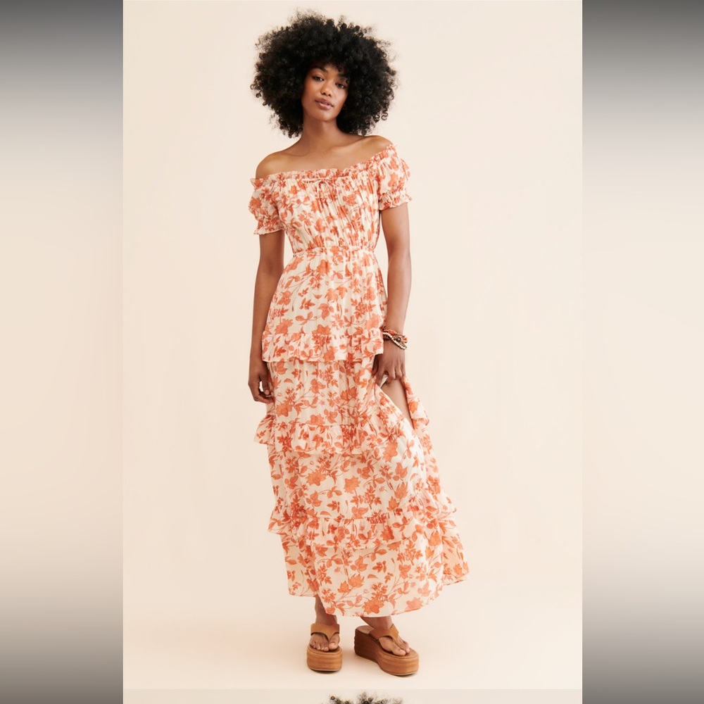 ASTR The Label Viona Maxi dress